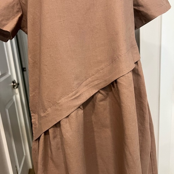 MEOMUA rose gold short sleeve dress for expectant mothers with asymmetrical top - Picture 3 of 14